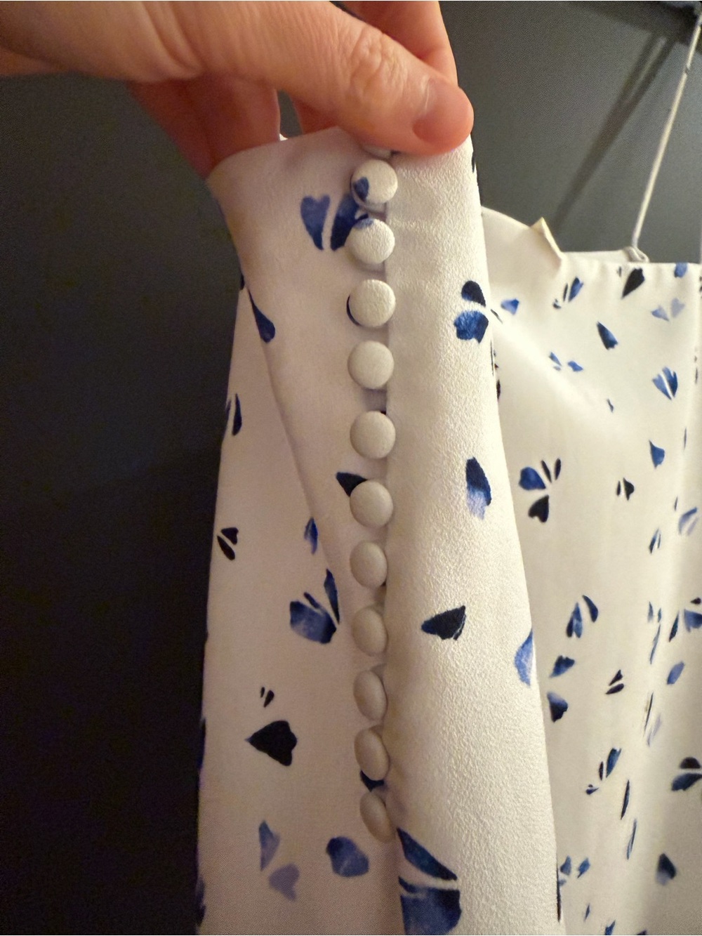 Club Monaco Swing Crepe Crop Top - Picture 3 of 5